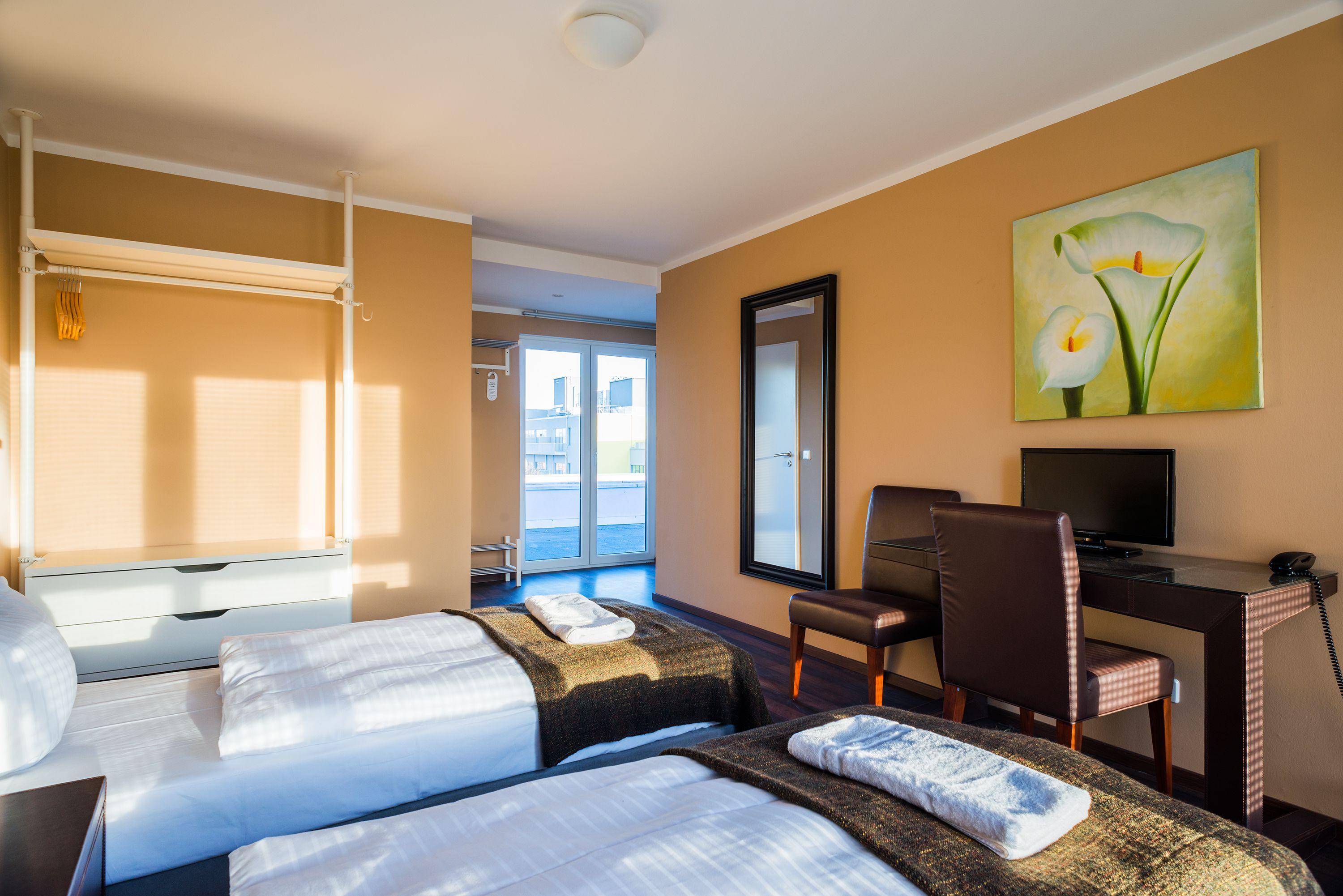 Apple City Hotel — Photos 1